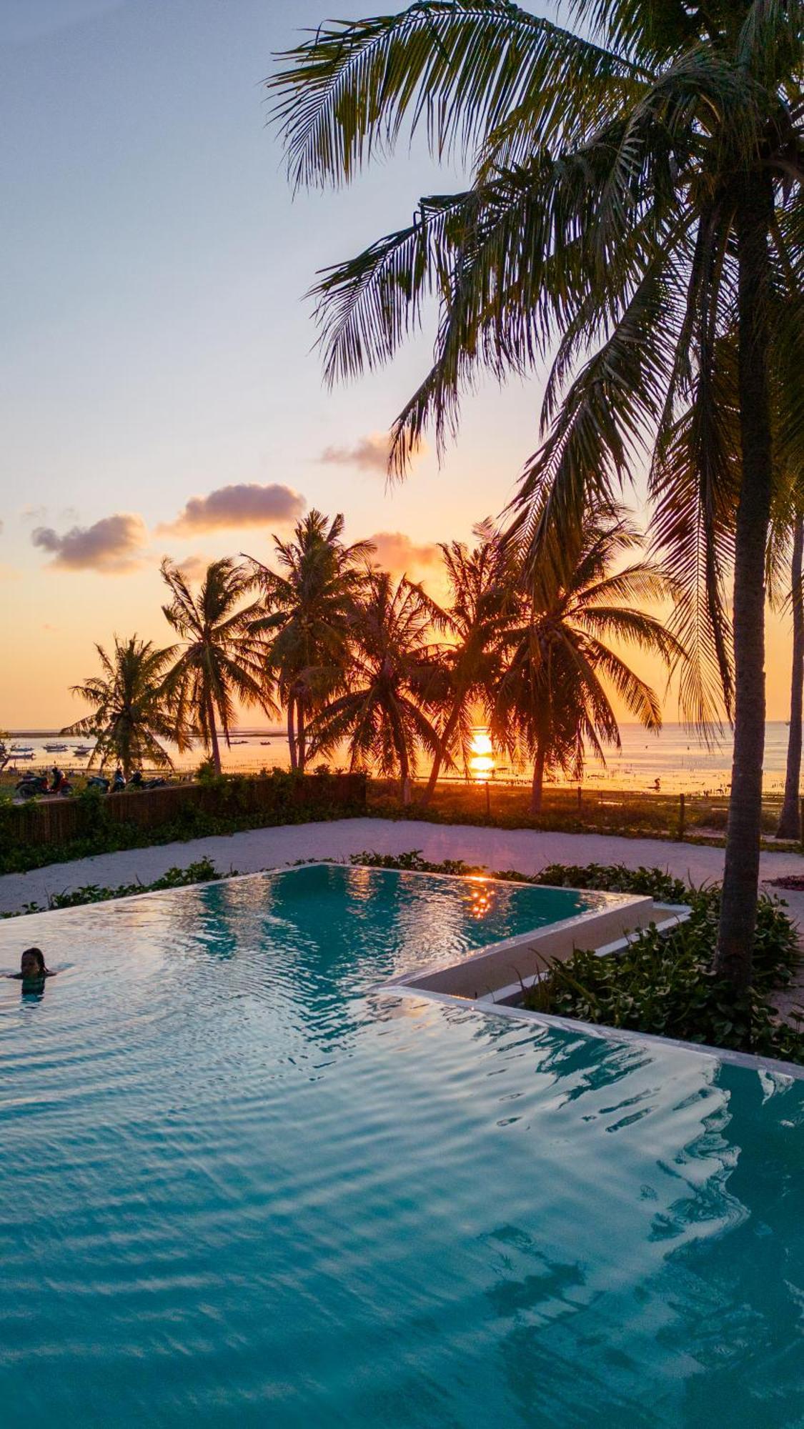 81 Palms Resort Нембрала Екстер'єр фото