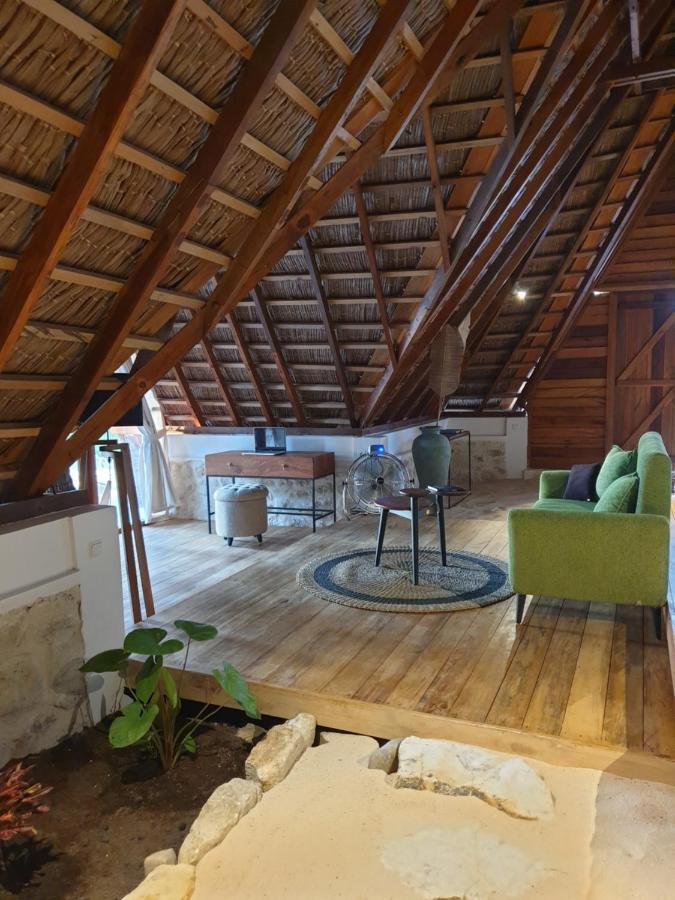 81 Palms Resort Нембрала Екстер'єр фото